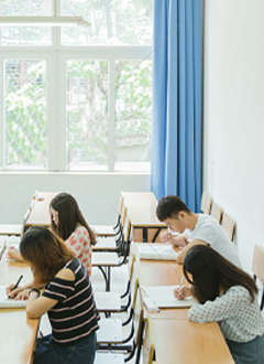 本科17级新闻五班